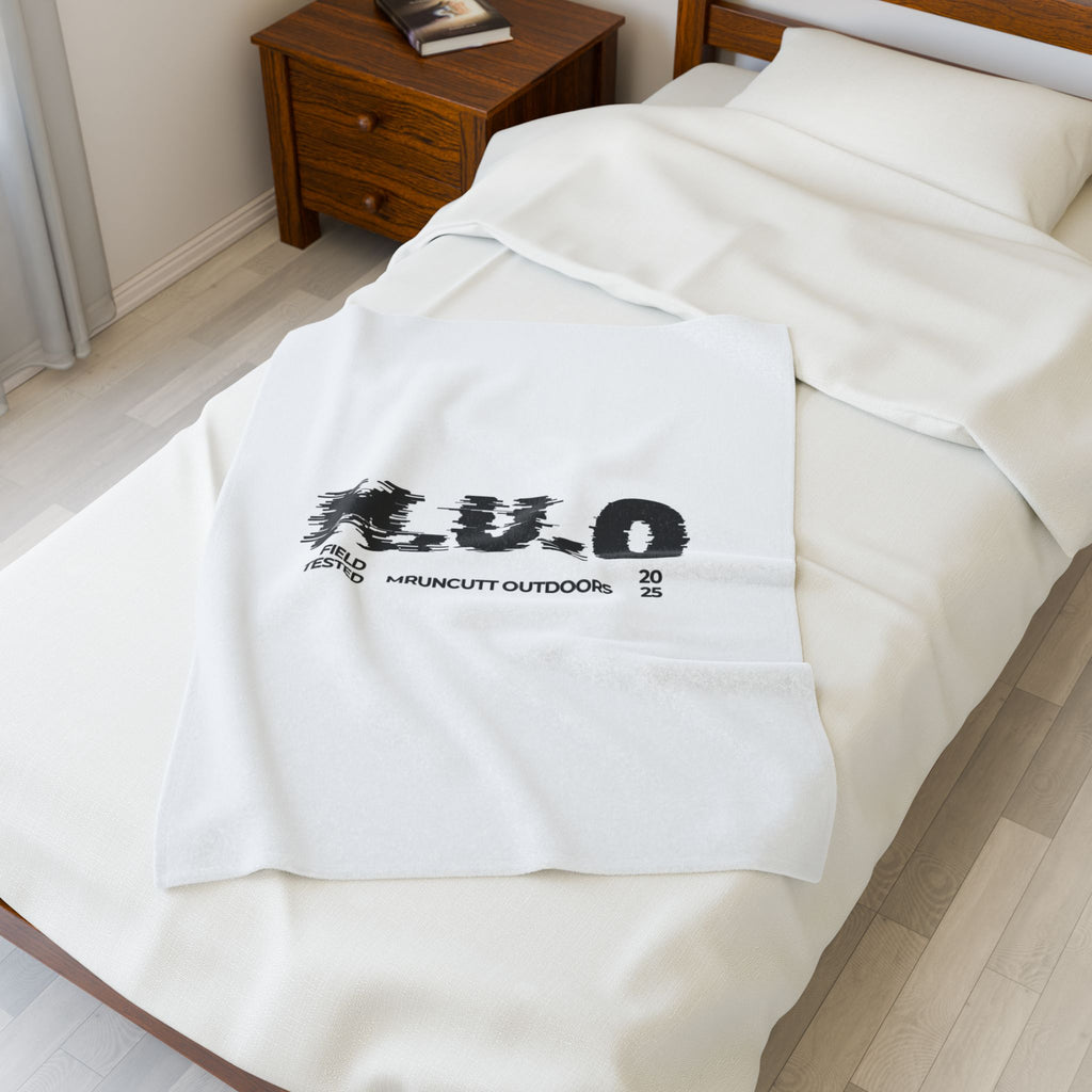 M.U.O. Velveteen Plush Blanket - Field Tested Outdoor Comfort
